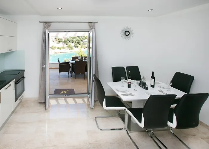 Hera Villa *