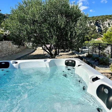 Villa Hera
